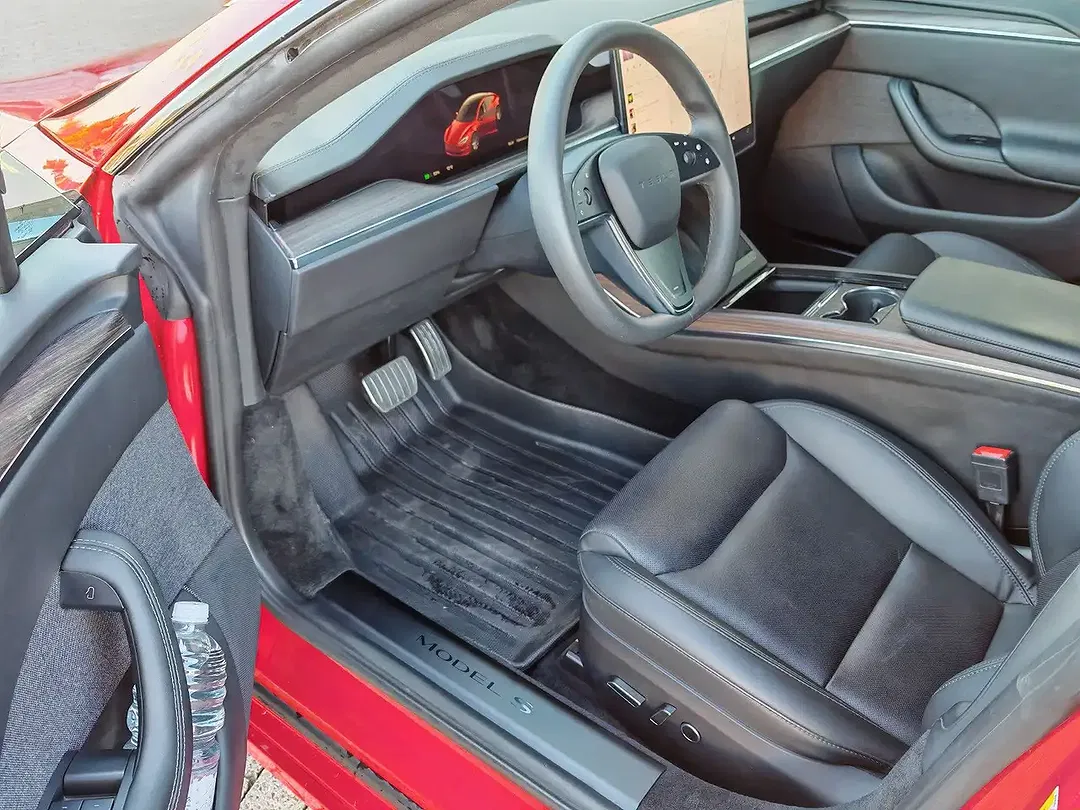 Tesla Model S - foto 2