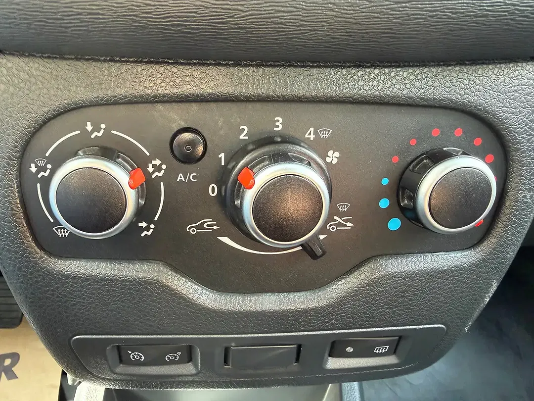 Dacia Lodgy dCi Celebration - Thumbnail 11