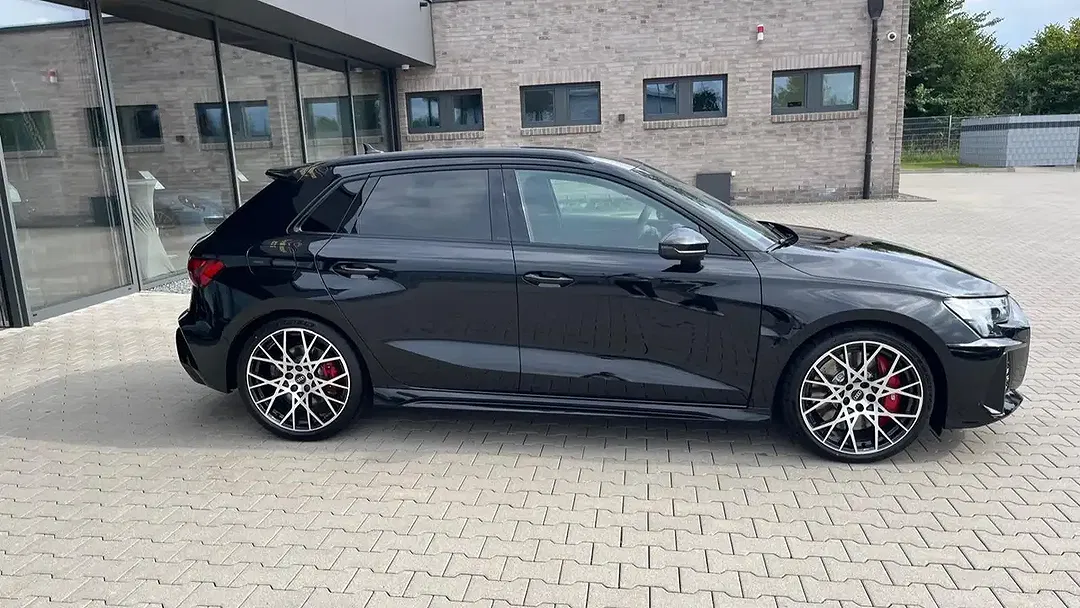 Audi RS3 RS Sportback sport - Thumbnail 4