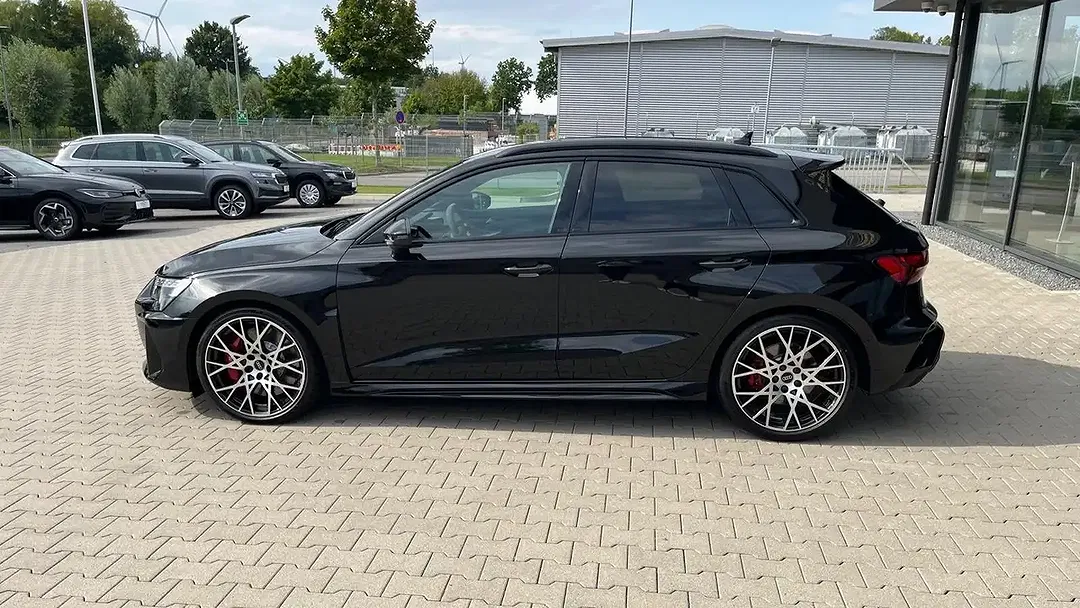 Audi RS3 RS Sportback sport - Thumbnail 9