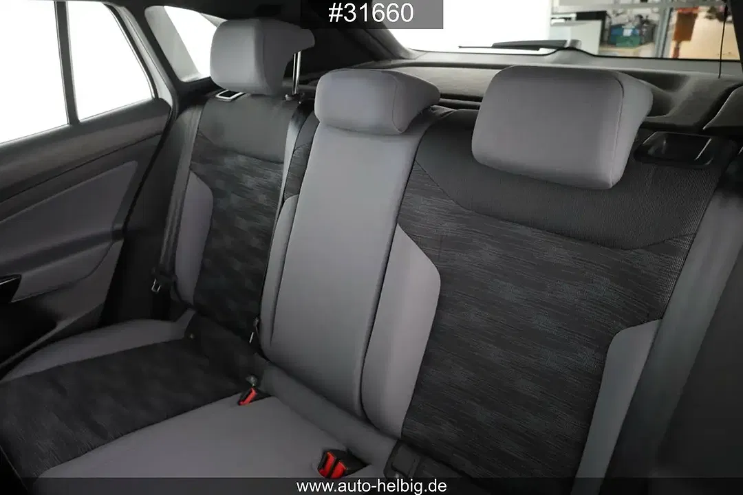 Volkswagen ID.4 Pro Performance - Thumbnail 12