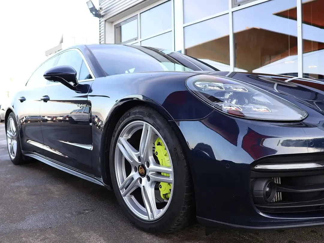 Porsche Panamera E-Hybrid 4 - Thumbnail 5