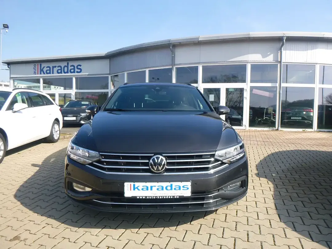 Volkswagen Passat Variant 2.0 TDI - Thumbnail 2
