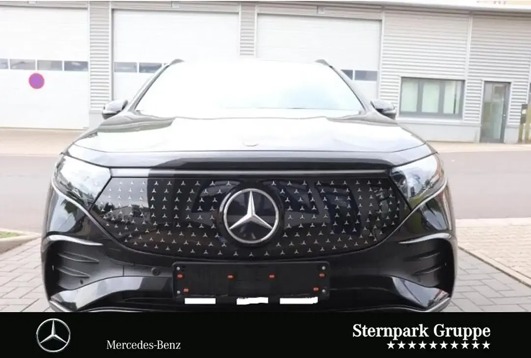 Mercedes-Benz EQA 250 - Thumbnail 2