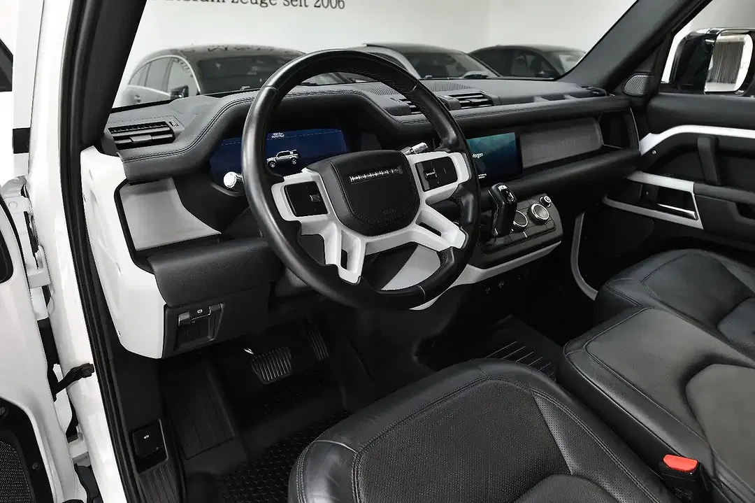 Land Rover Defender 110 HSE - Thumbnail 10