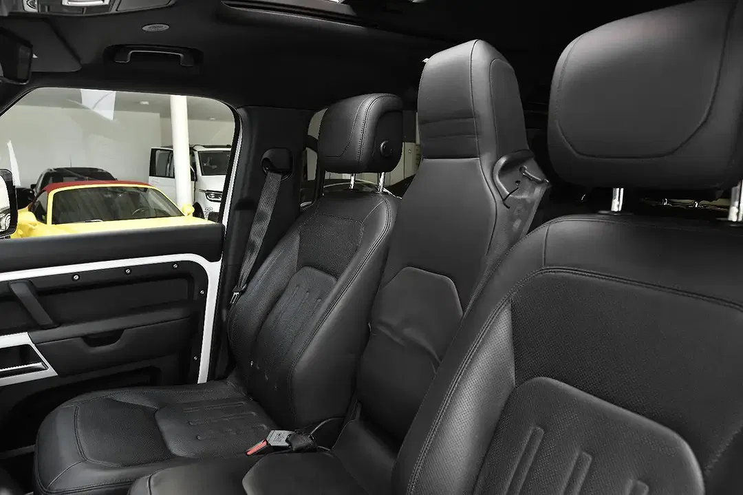 Land Rover Defender 110 HSE - foto 2