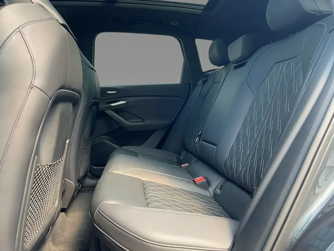 Audi SQ6 e-tron quattro - Thumbnail 11