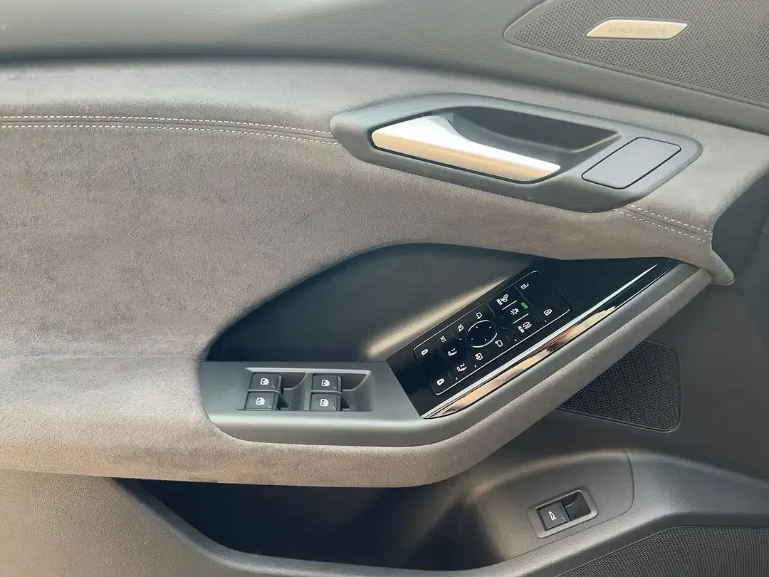 Audi SQ6 e-tron quattro - foto 15