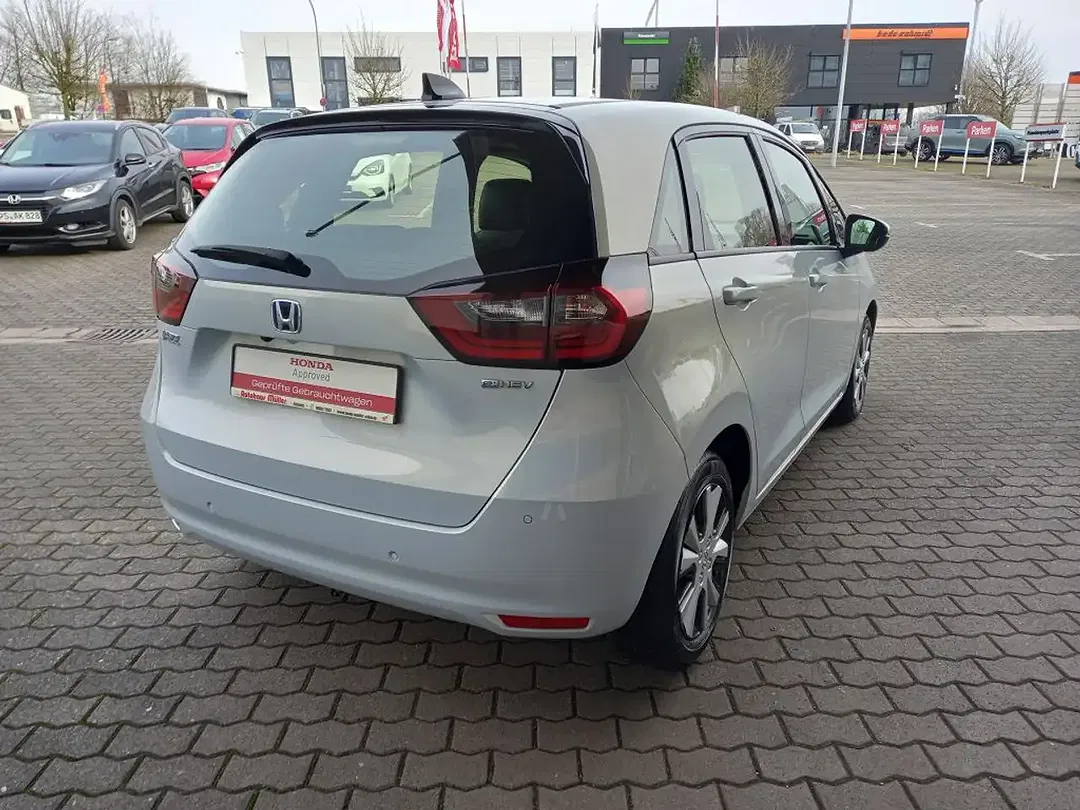 Honda Jazz 1.5 i-MMD Hybrid e-CVT Elegance - Thumbnail 3