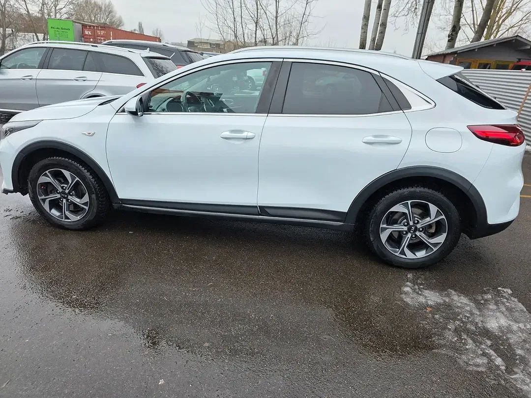 Kia XCeed Edition 7 - Thumbnail 4