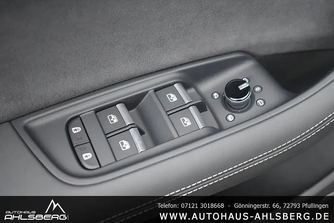 Audi RS Q8 performance exclusive - Thumbnail 11