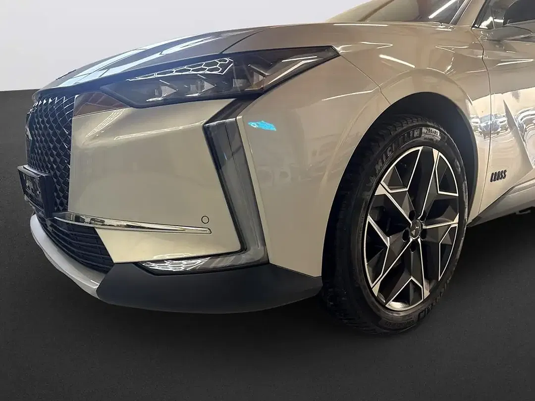 DS Automobiles DS 4 - Thumbnail 8