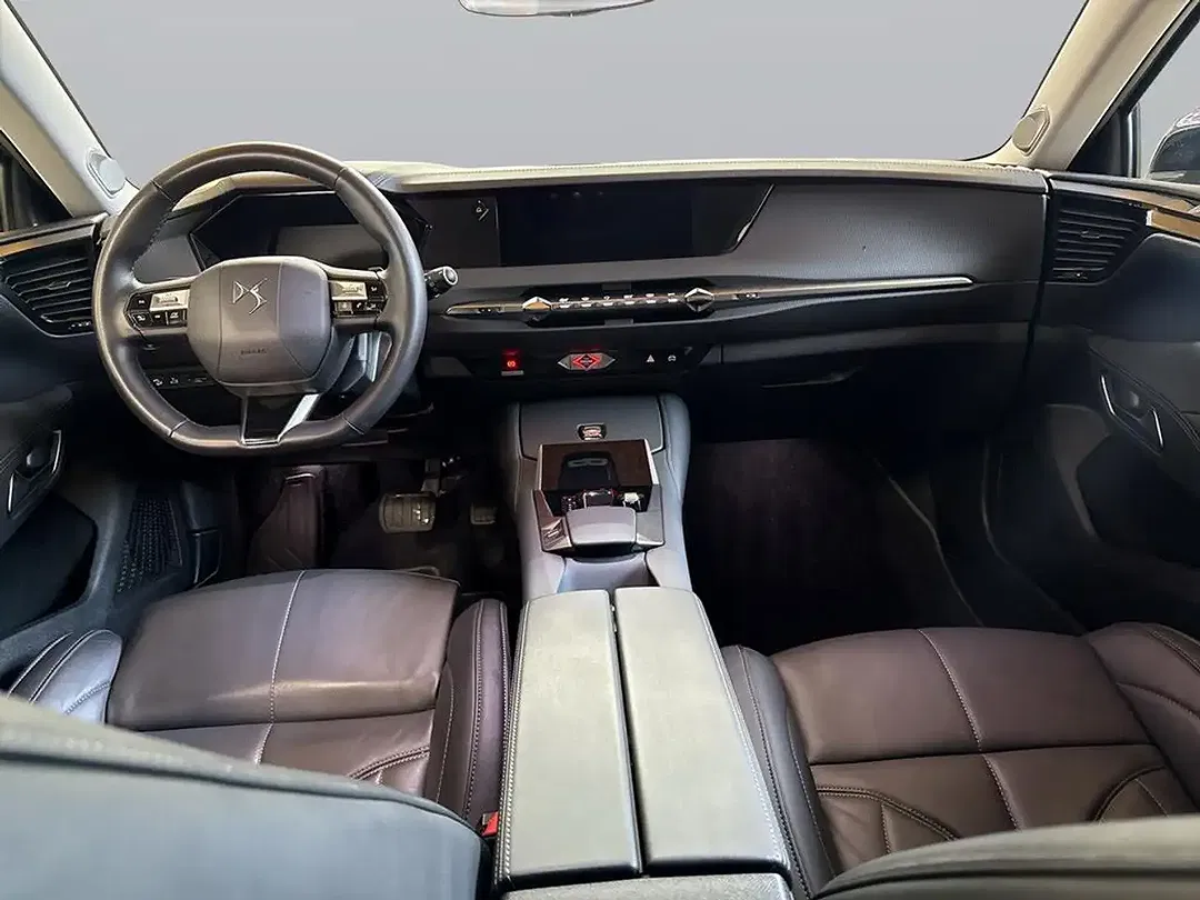DS Automobiles DS 4 - Thumbnail 9
