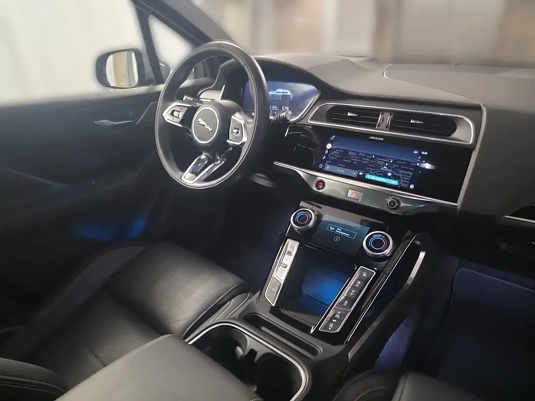 Jaguar I-Pace - Thumbnail 10