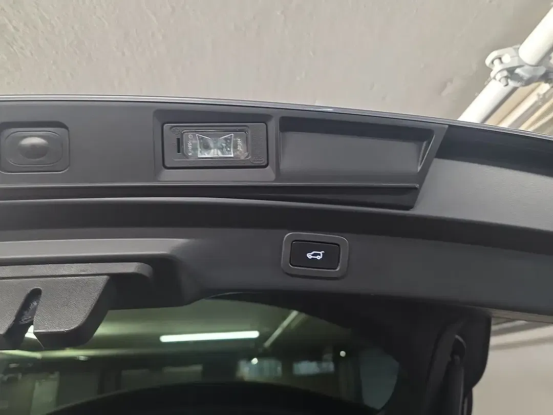 Jaguar I-Pace - foto 13