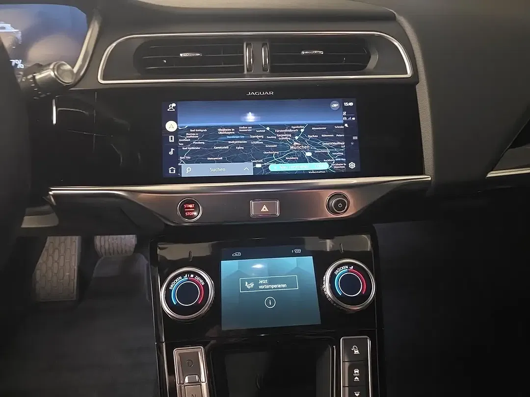 Jaguar I-Pace - Thumbnail 9