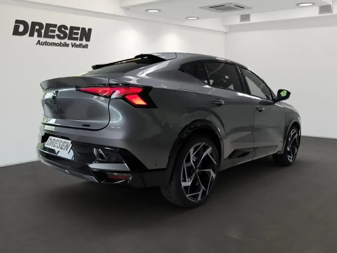 Renault Rafale E-Tech PHEV Hybrid 4x4 - foto 2