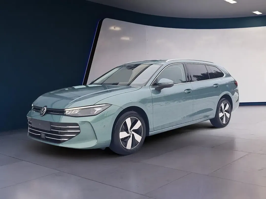 Volkswagen Passat Variant Business - Thumbnail 1