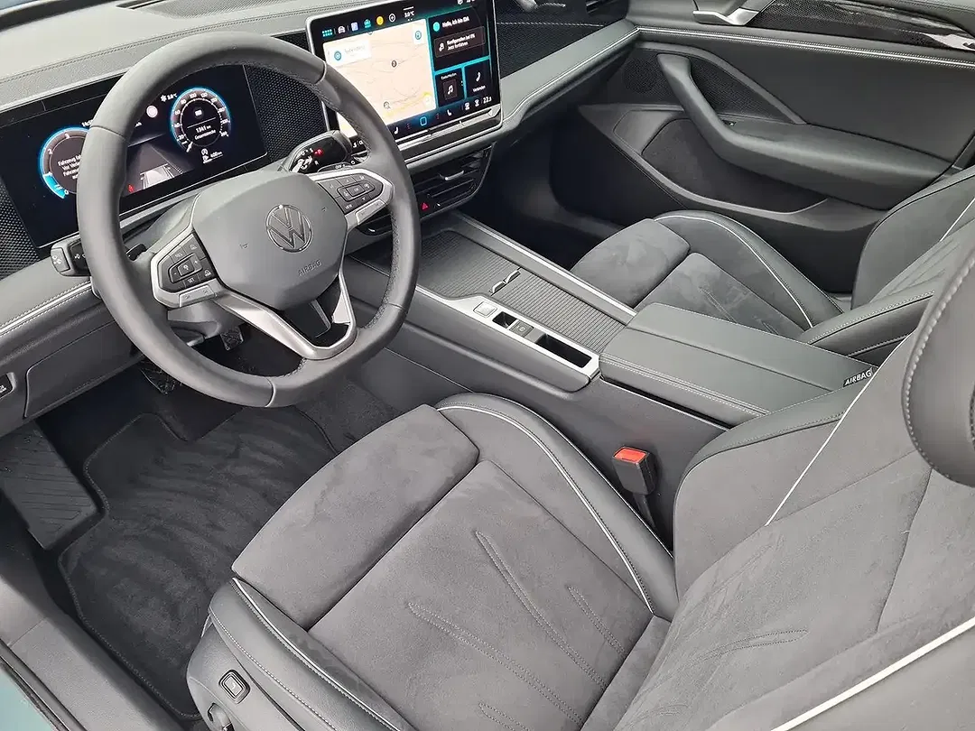 Volkswagen Passat Variant Business - Thumbnail 10