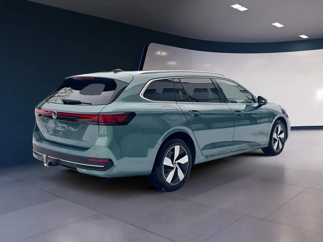Volkswagen Passat Variant Business - Thumbnail 6