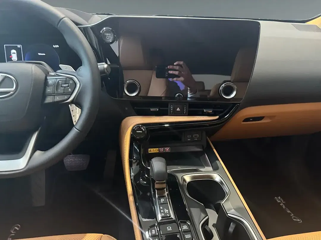 Lexus NX 450h+ PHEV Business Line - Thumbnail 7