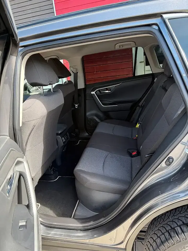 Toyota RAV 4 Hybrid Business Edition - Thumbnail 12