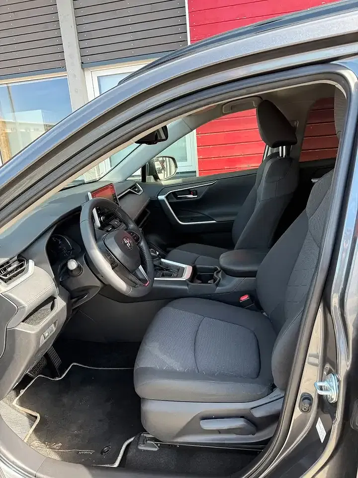 Toyota RAV 4 Hybrid Business Edition - Thumbnail 13