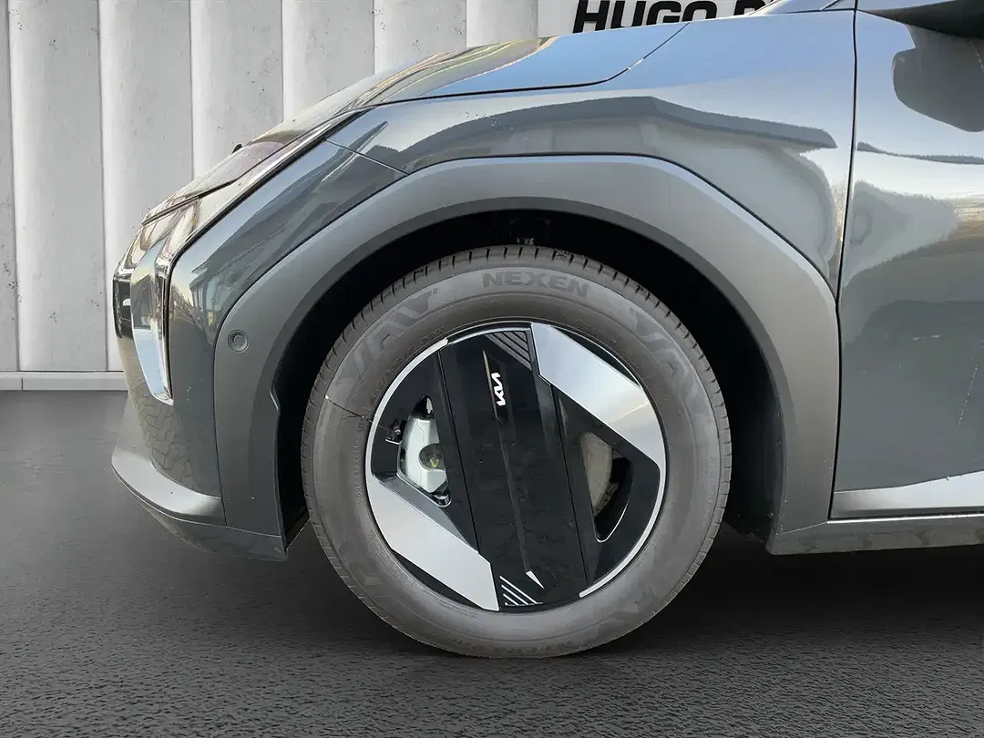 Kia EV4 Earth - Thumbnail 9