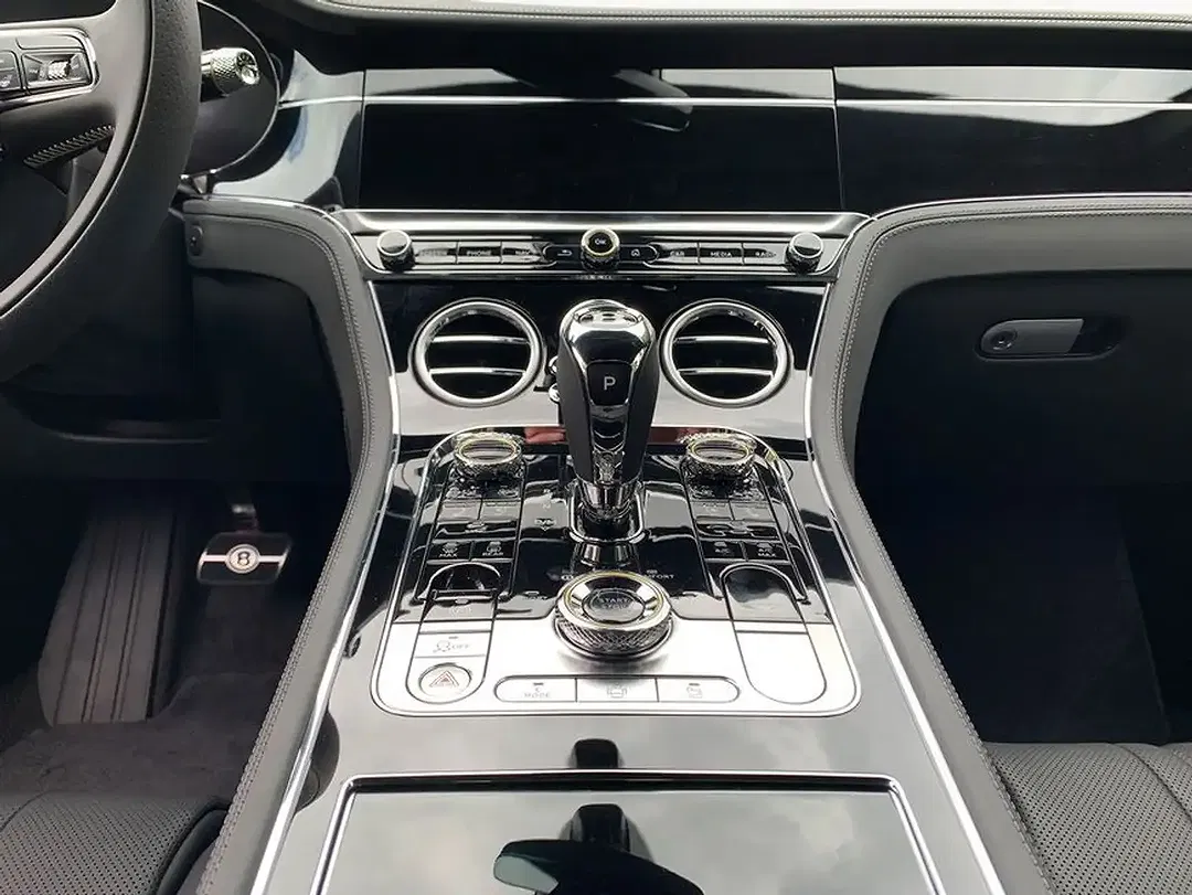 Bentley Continental GT 4.0 V8 Hybrid Black Edition - Thumbnail 17