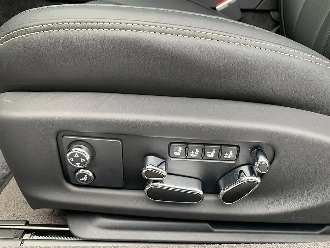 Bentley Continental GT 4.0 V8 Hybrid Black Edition - Thumbnail 24