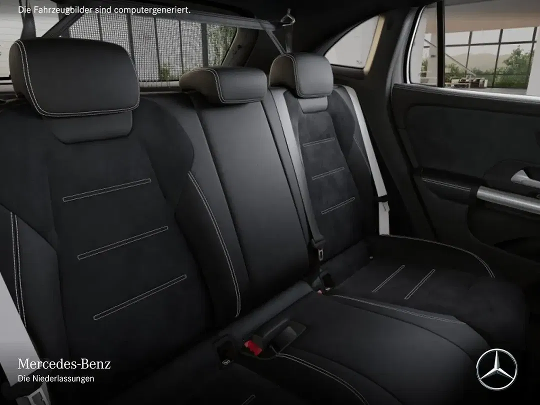 Mercedes-Benz GLA 200 7G-TRONIC AMG Night - Thumbnail 11