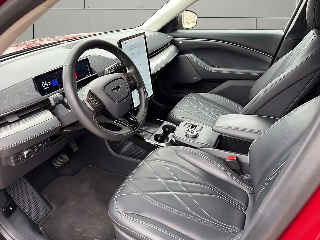 Ford Mustang Mach-E Standard Range - Thumbnail 8