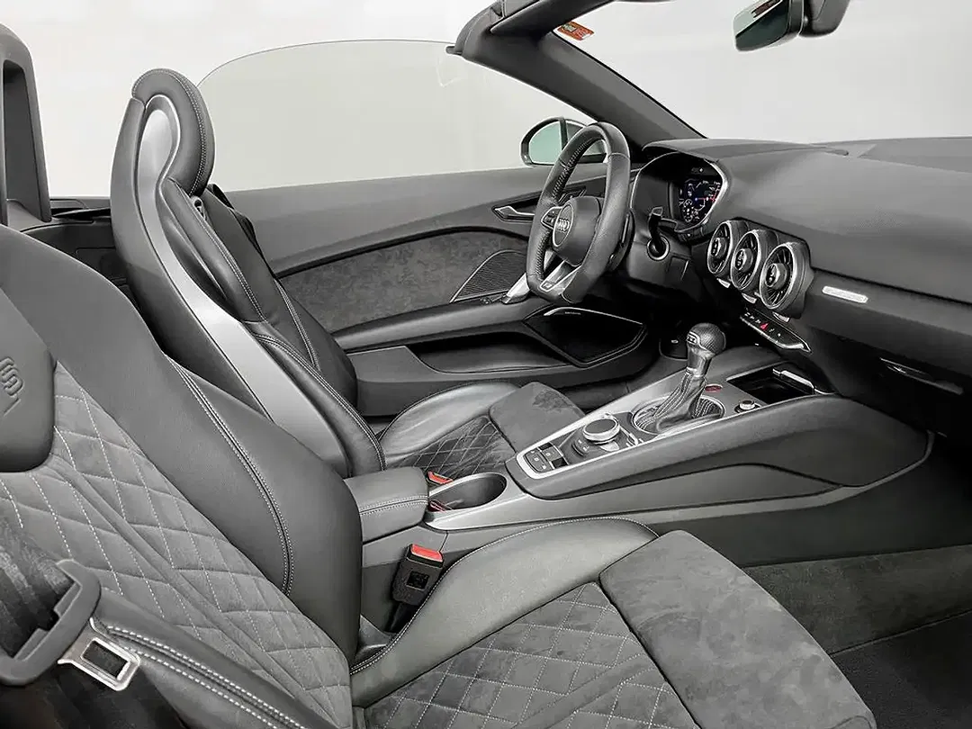 Audi TTS S tronic quattro Roadster - foto 15