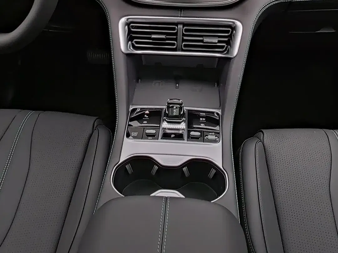 BYD Seal U DM-i Comfort - foto 12