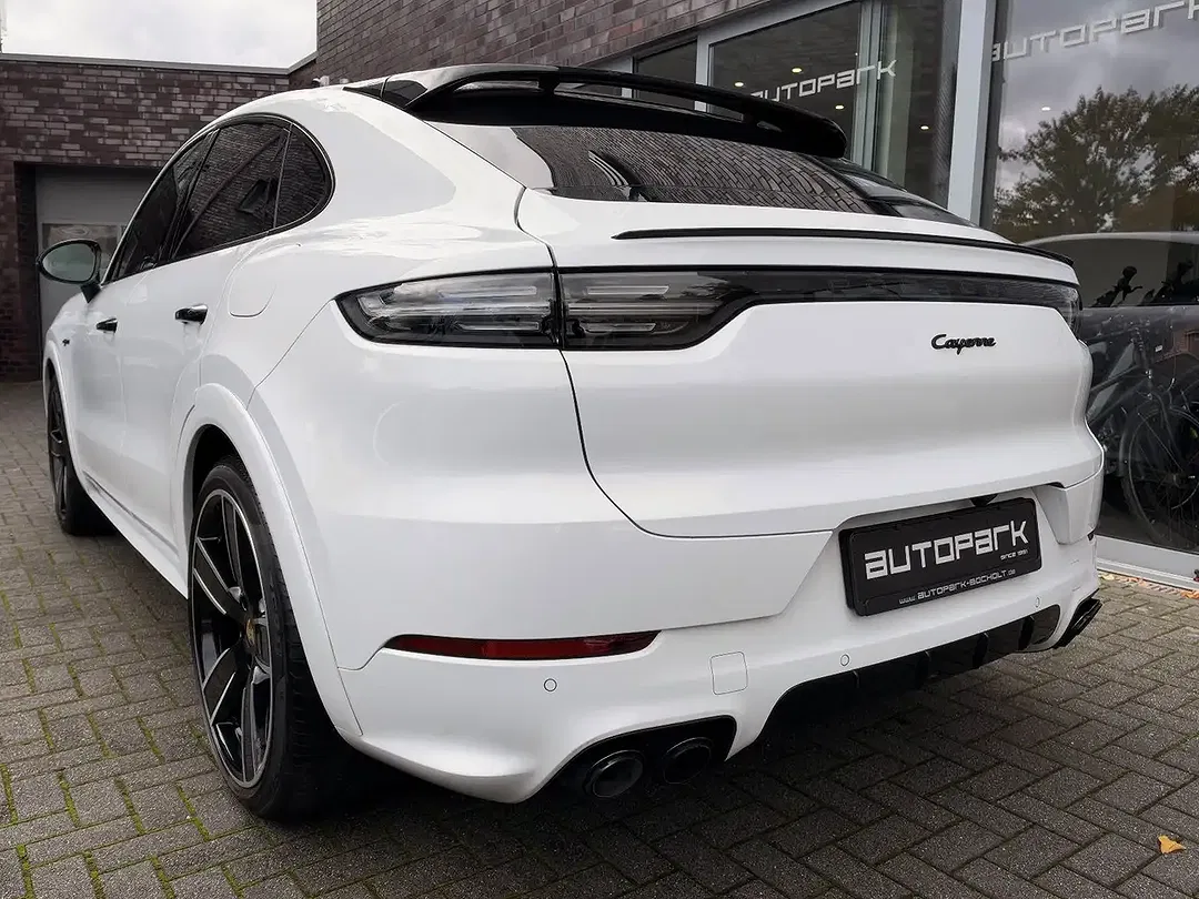 Porsche Cayenne Sport Design Coupe - Thumbnail 10
