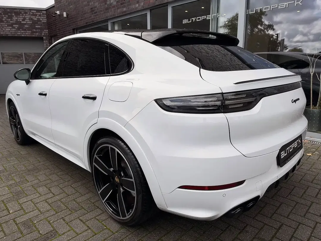 Porsche Cayenne Sport Design Coupe - Thumbnail 11