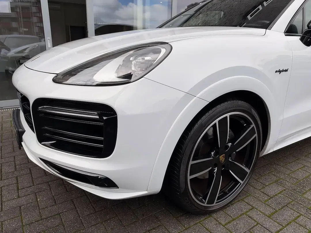 Porsche Cayenne Sport Design Coupe - Thumbnail 14