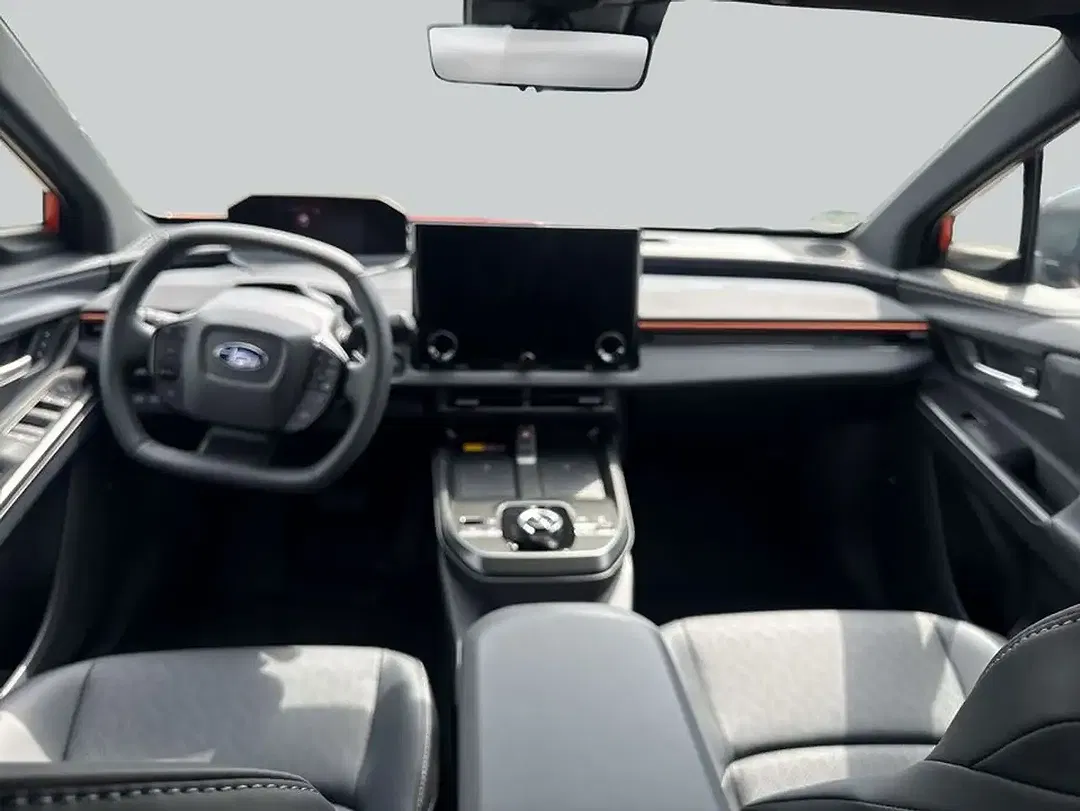 Subaru Uncharted AWD Platinum - Thumbnail 13