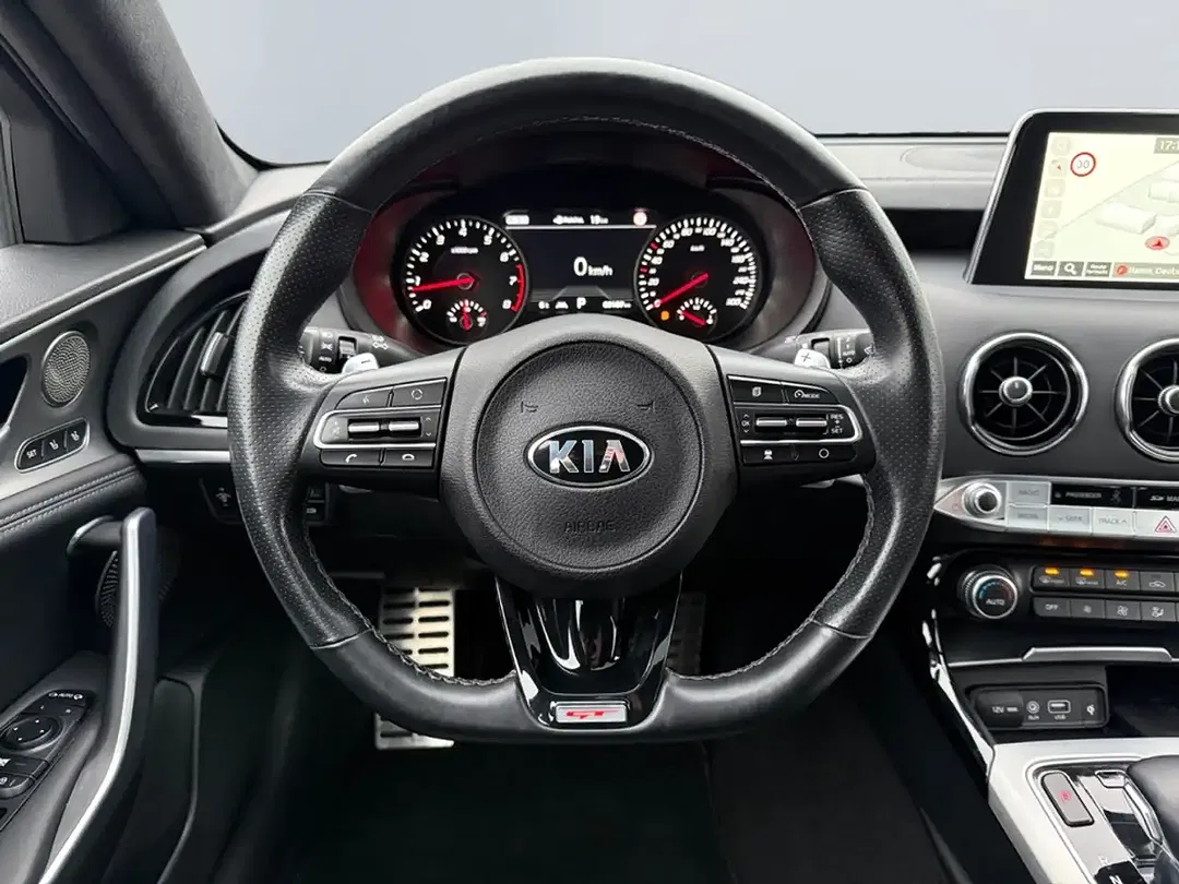 Kia Stinger 3.3 Turbo AWD GT - Thumbnail 13