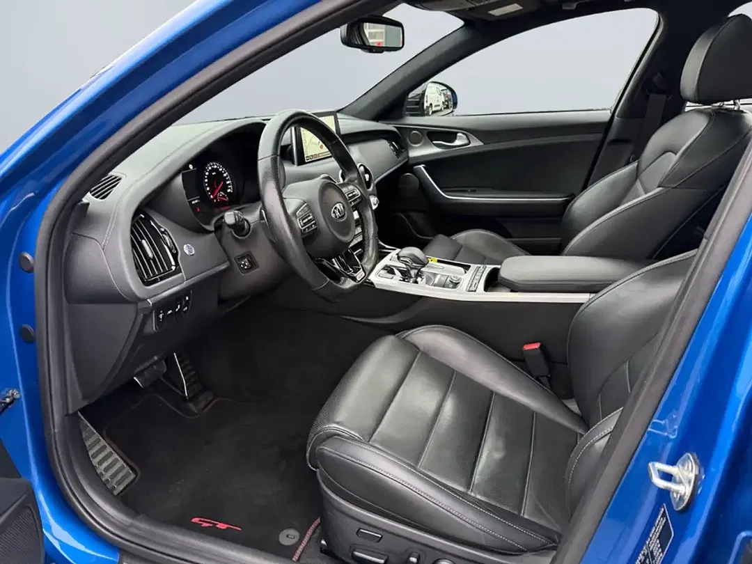 Kia Stinger 3.3 Turbo AWD GT - Thumbnail 9