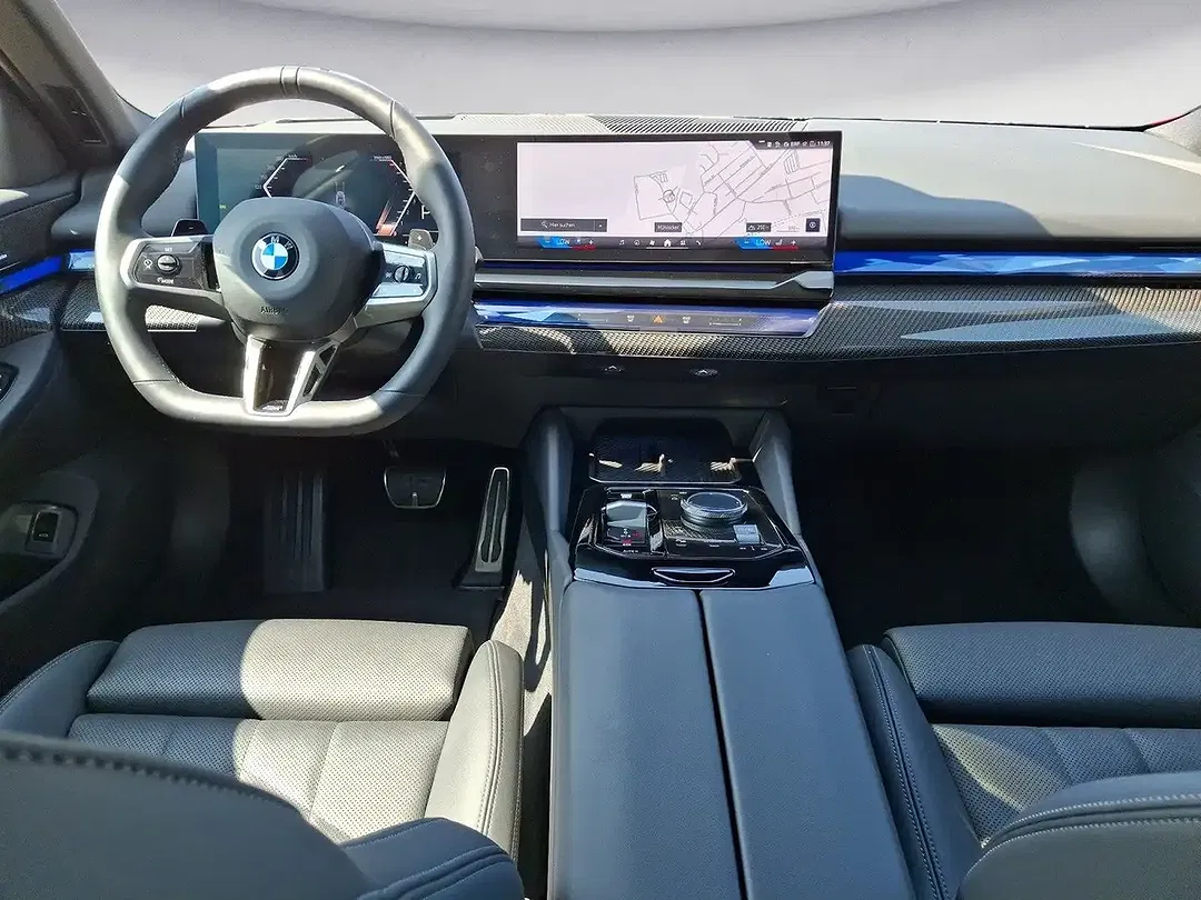 BMW 520 Touring M Sport - Thumbnail 11