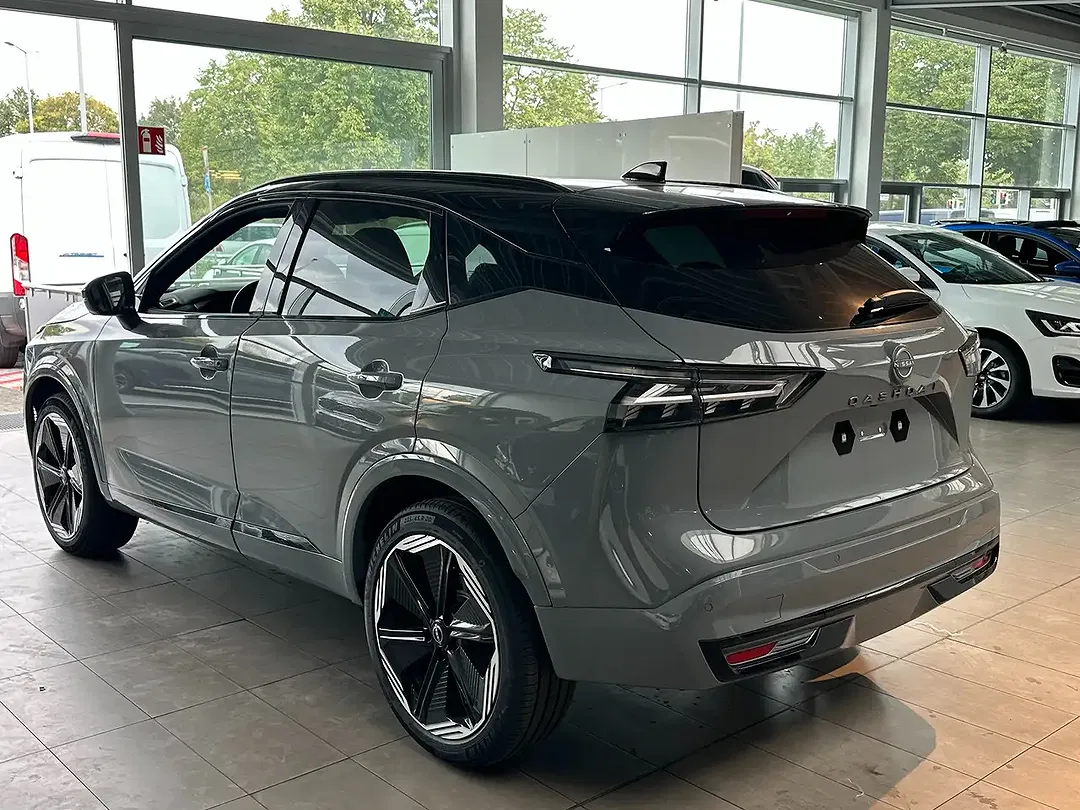 Nissan Qashqai 1.3 DIG-T AUT N-Design - Thumbnail 4