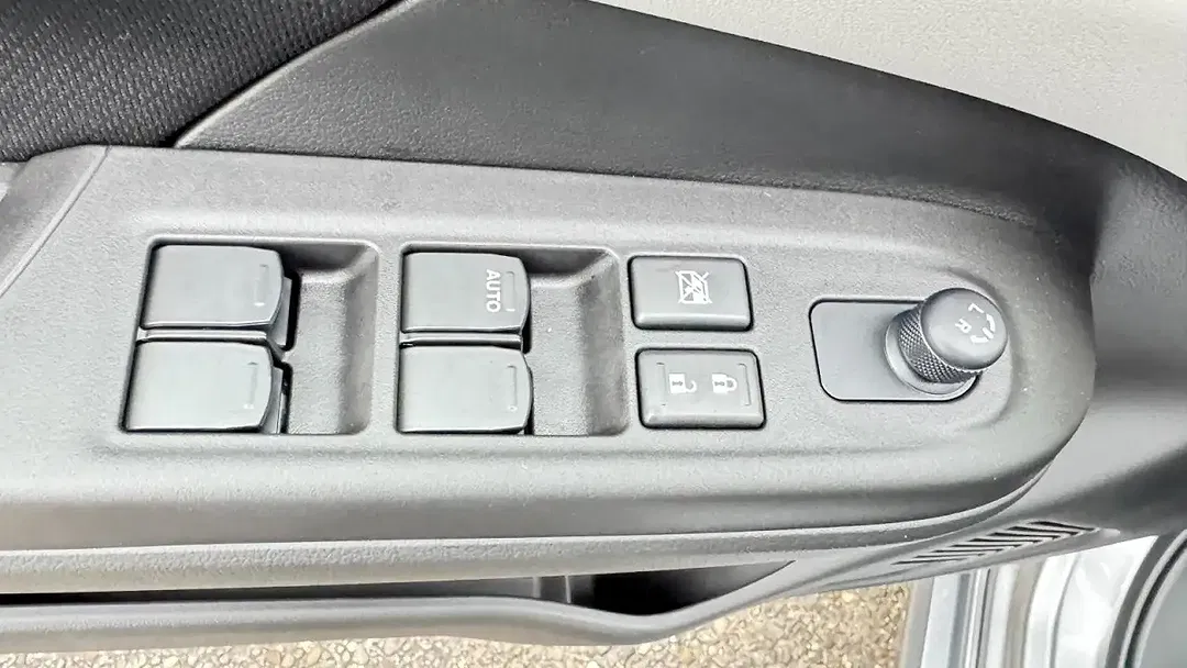 Suzuki Swift Hybrid 1.2 CVT Comfort - Thumbnail 12