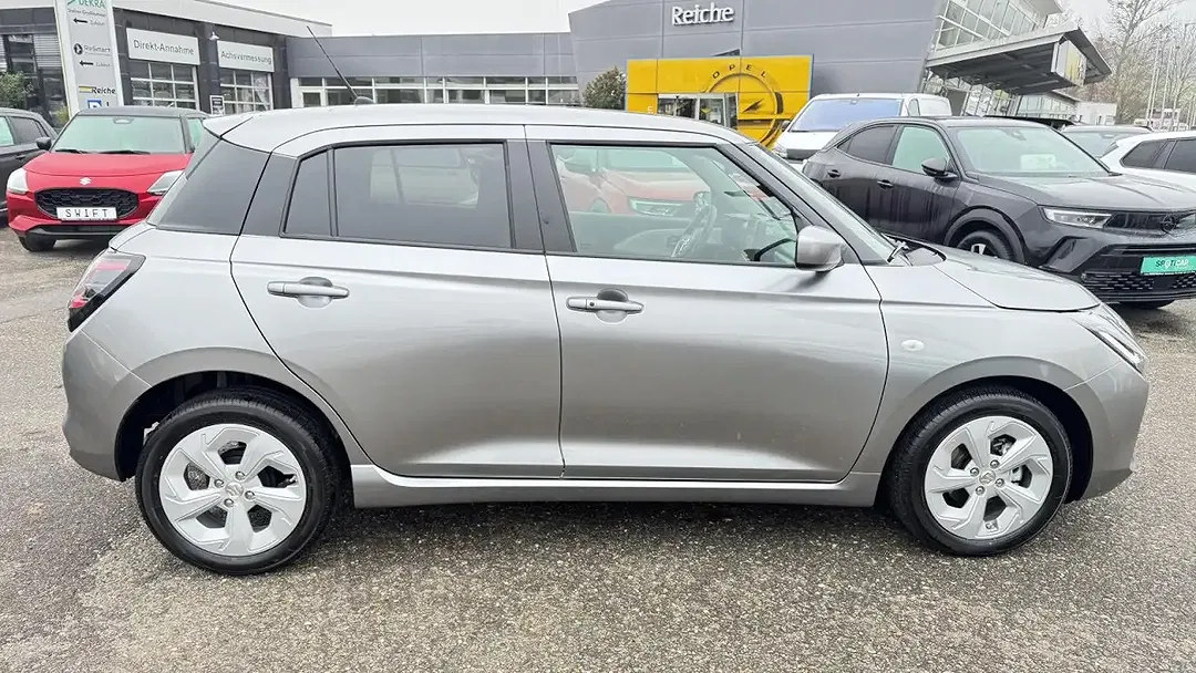 Suzuki Swift Hybrid 1.2 CVT Comfort - Thumbnail 8