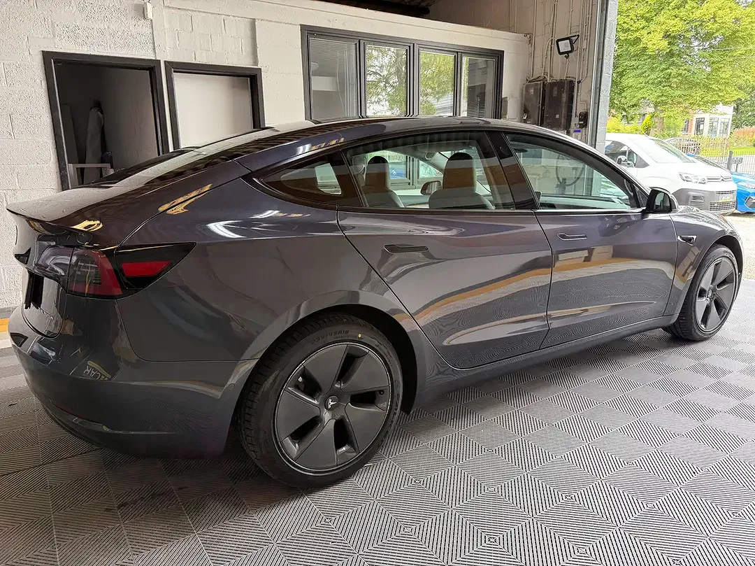 Tesla Model 3 AWD Dual Motor Long Range - Thumbnail 6