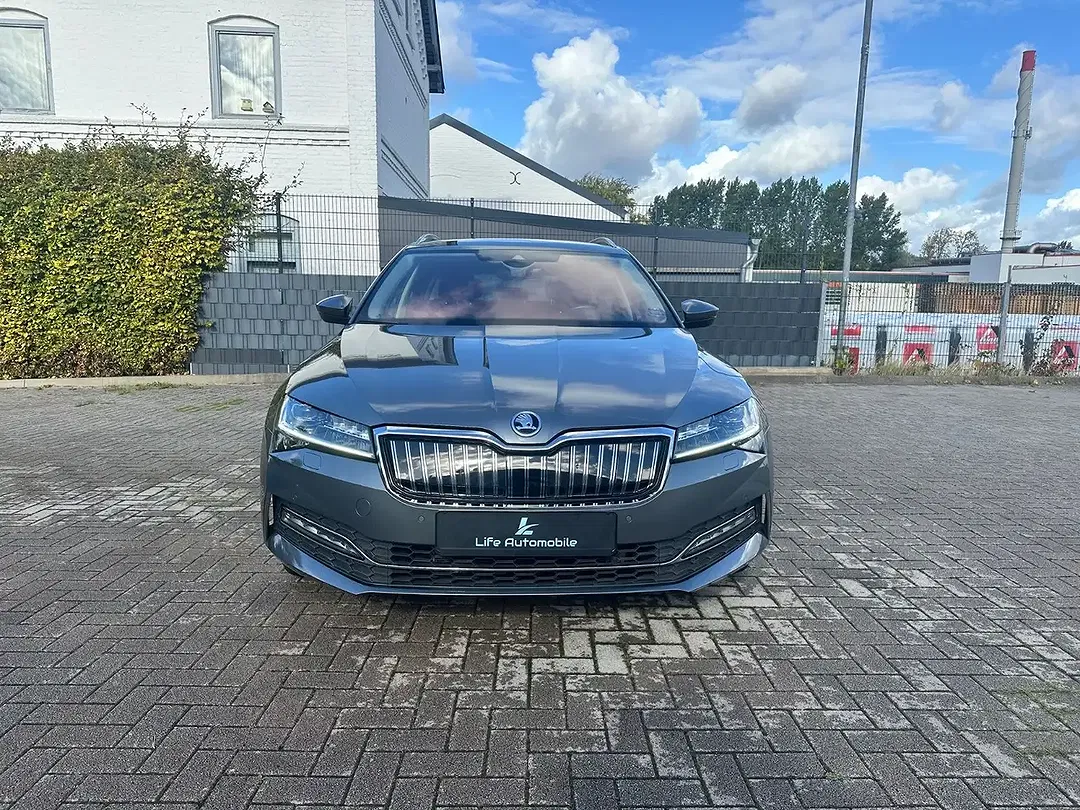Skoda Superb 1.4 TSI Hybrid iV Combi Style - foto 2