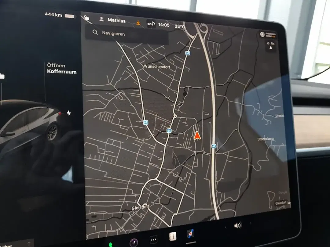Tesla Model 3 AUT Long Range Premium - Thumbnail 5