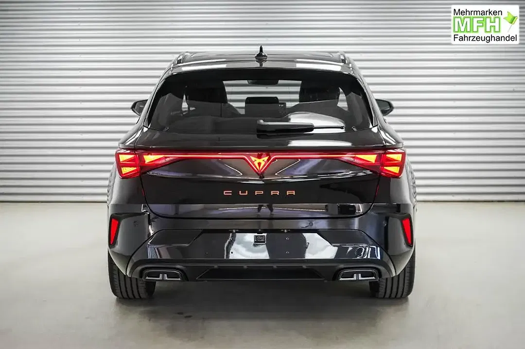CUPRA Leon 1.5 eTSI DSG Sportstourer - Thumbnail 4