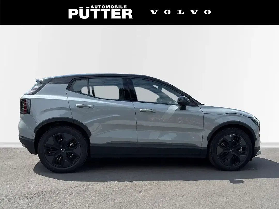 Volvo EX30 AWD Twin Motor Performance Cross Country Ultra - Thumbnail 6
