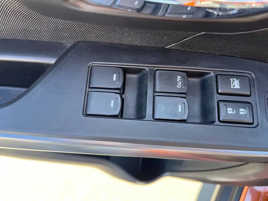 Suzuki SX4 S-Cross Hybrid 1.4 BOOSTERJET Edition - Thumbnail 6